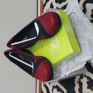 Easy spirit e360 flats